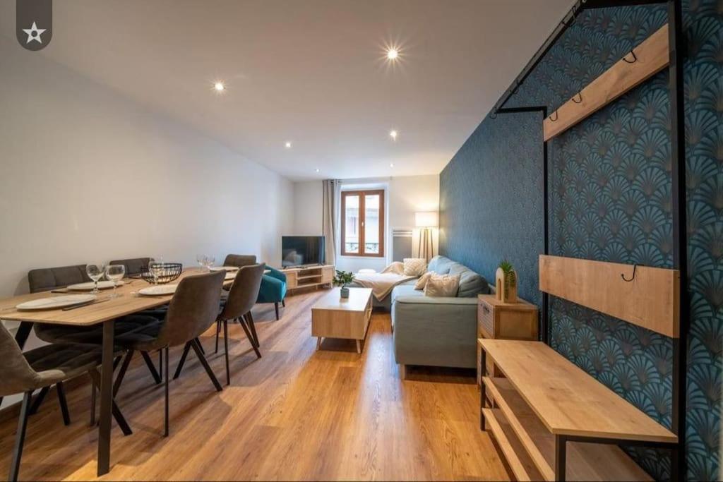Au Pied Des Cols Et Des Stations Apartment Saint-Michel-de-Maurienne Exterior photo